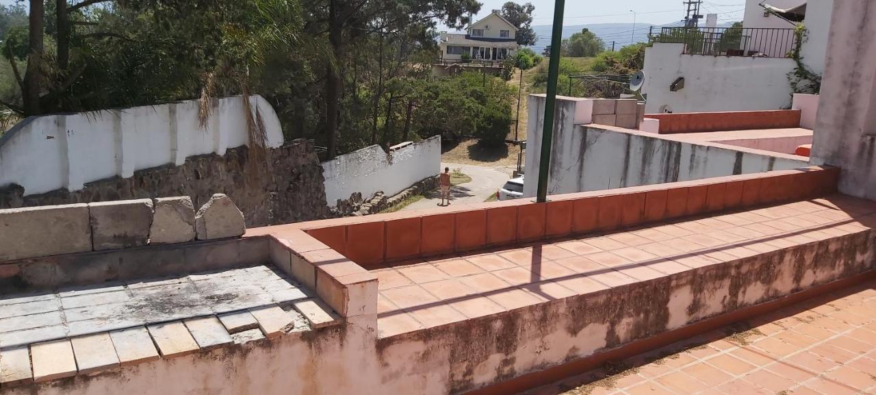 Departamentos Carlos Paz Bajada Al Lago Βίλα Κάρλος Παζ Εξωτερικό φωτογραφία