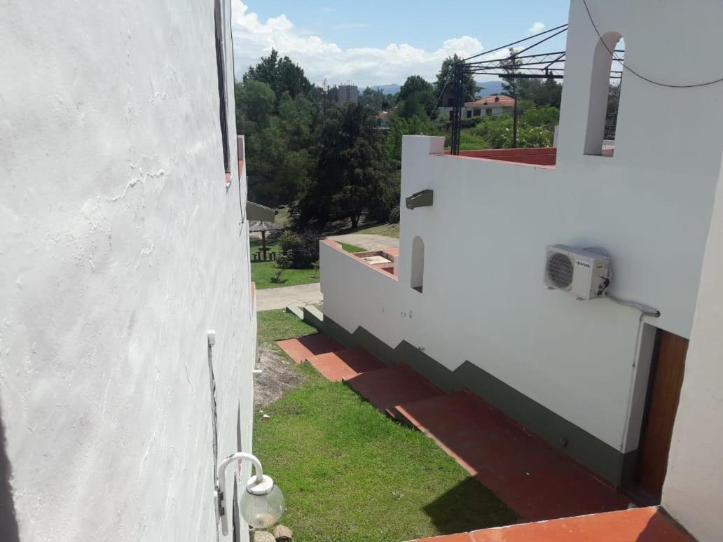Departamentos Carlos Paz Bajada Al Lago Βίλα Κάρλος Παζ Εξωτερικό φωτογραφία